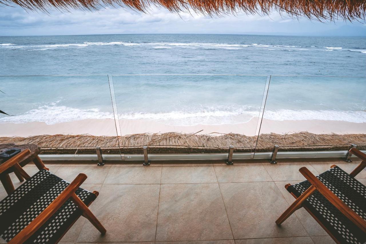 Legends Beachfront Resort Uluwatu Extérieur photo