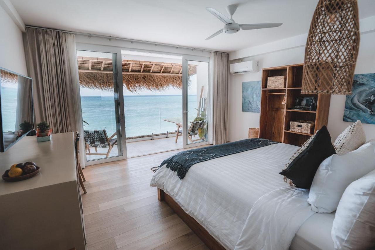 Legends Beachfront Resort Uluwatu Extérieur photo